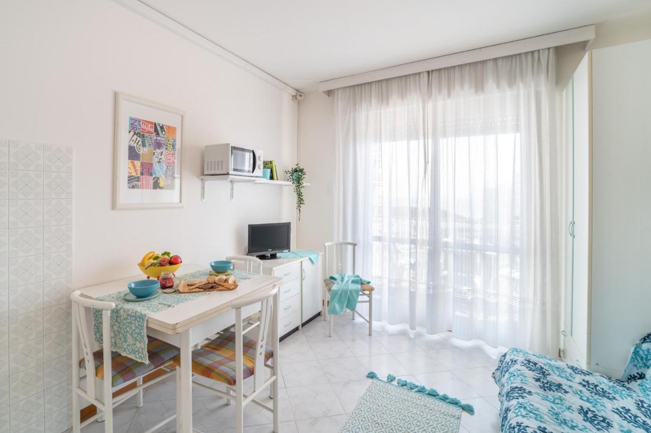 Residenza Puerto Do Sol Apartamento Lignano Sabbiadoro Exterior foto
