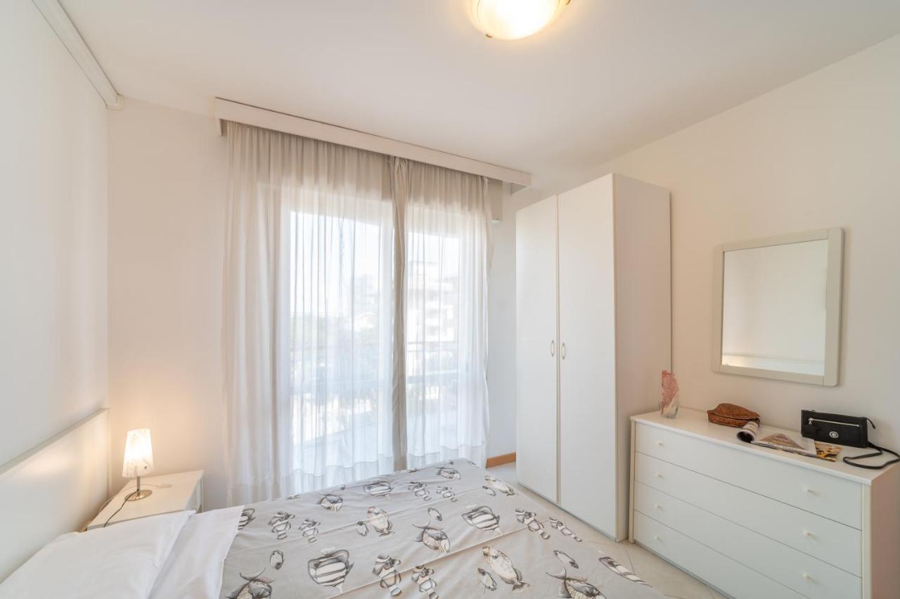 Residenza Puerto Do Sol Apartamento Lignano Sabbiadoro Exterior foto