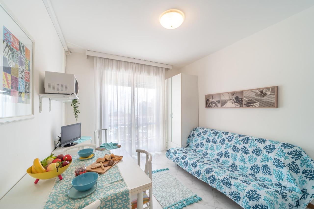 Residenza Puerto Do Sol Apartamento Lignano Sabbiadoro Exterior foto