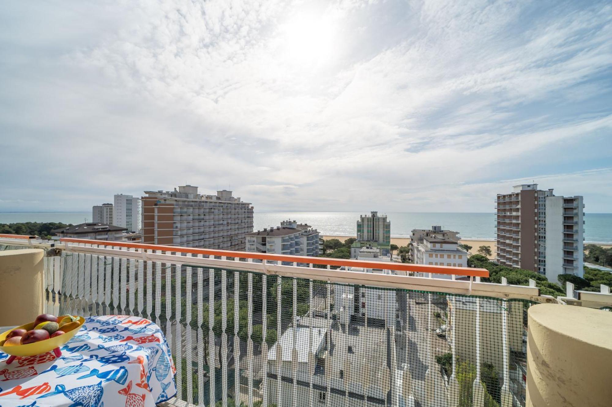 Residenza Puerto Do Sol Apartamento Lignano Sabbiadoro Exterior foto